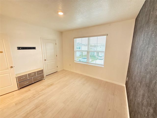 2731 HOUSE FINCH ROAD, Harmony, FL 34773