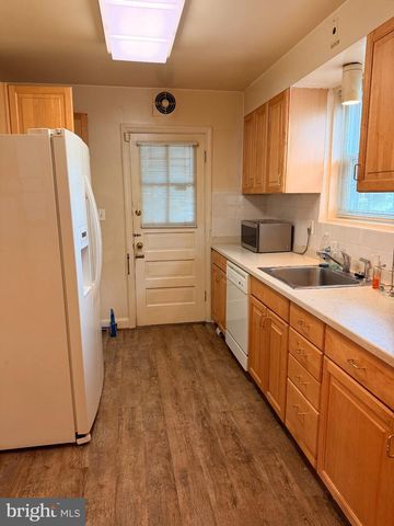 4811 YUMA ST NW, Washington, DC 20016