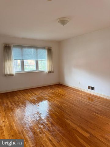 4811 YUMA ST NW, Washington, DC 20016