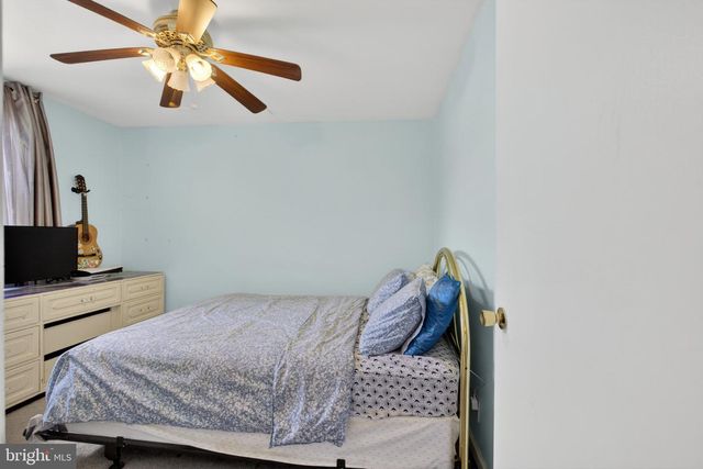4306 PALMETTO ST, Philadelphia, PA 19124