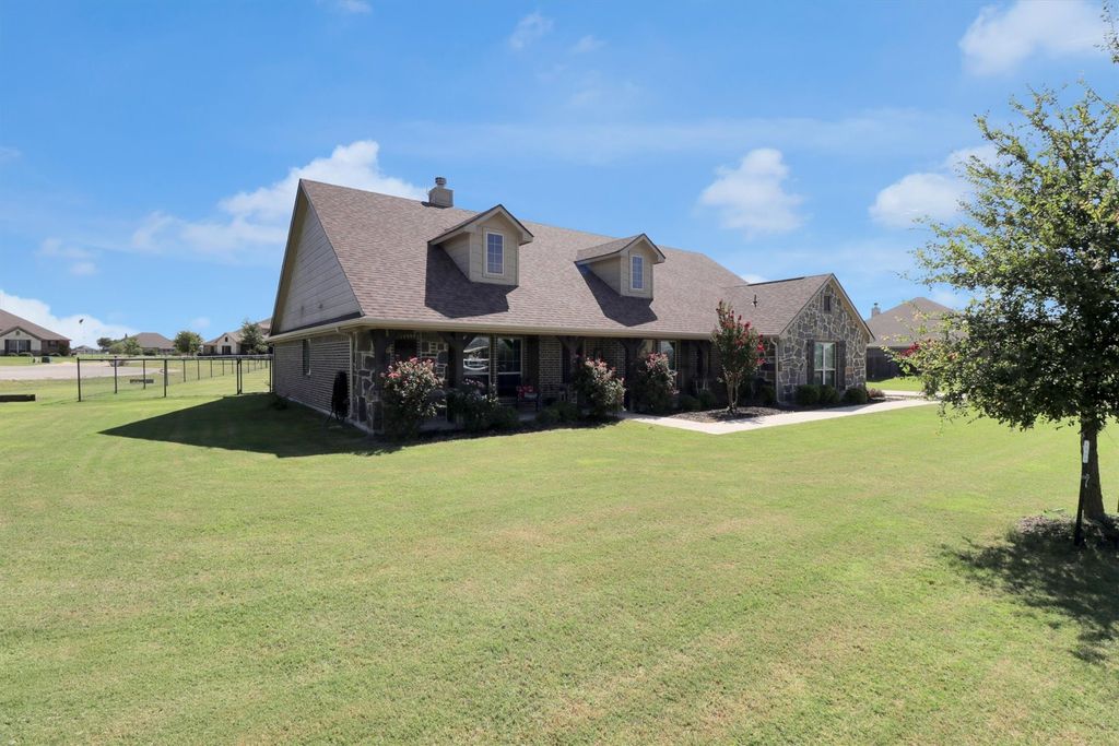 7818 Sagebrush Lane, Godley, TX 76044 — photo 3