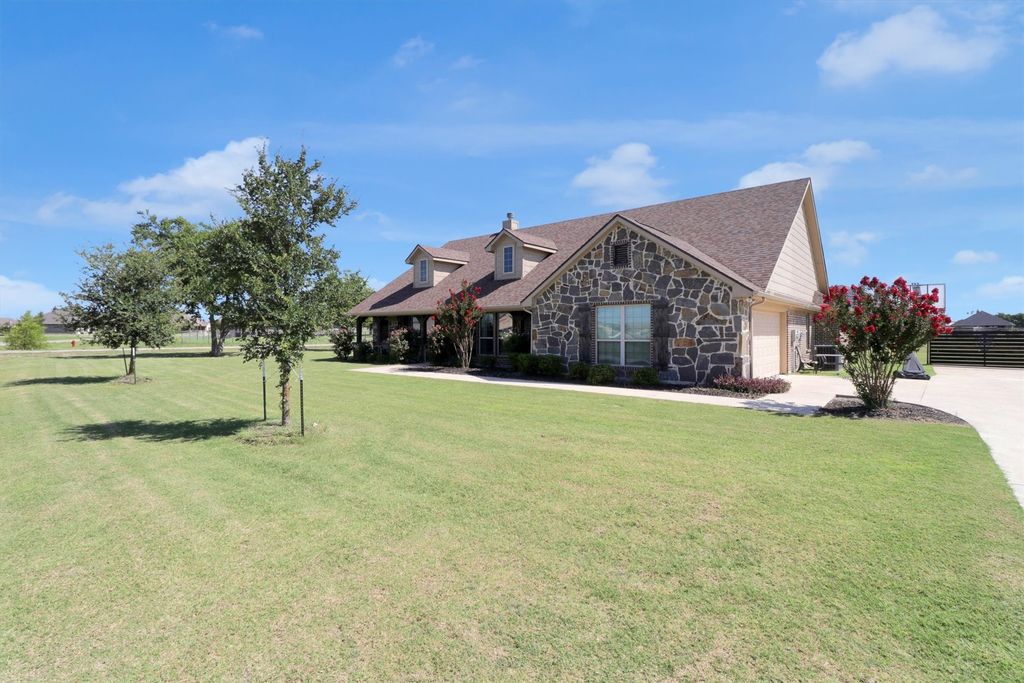 7818 Sagebrush Lane, Godley, TX 76044 — photo 4