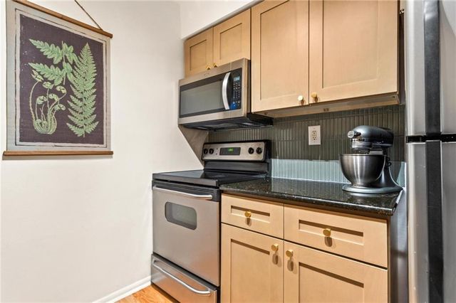 1150 Collier NW Road A10, Atlanta, GA 30318