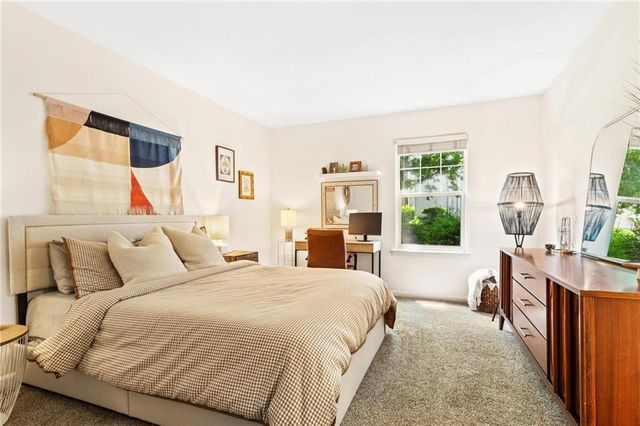 1150 Collier NW Road A10, Atlanta, GA 30318