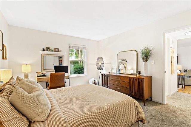 1150 Collier NW Road A10, Atlanta, GA 30318