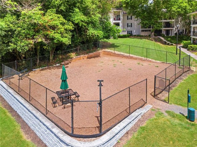 1150 Collier NW Road A10, Atlanta, GA 30318