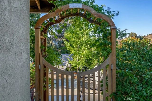 7685 Wintergreen, Wrightwood, CA 92397