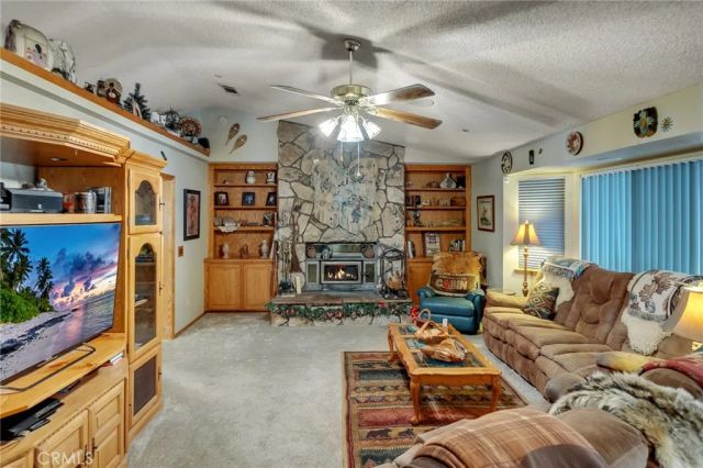 7685 Wintergreen, Wrightwood, CA 92397