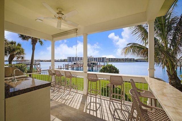 19950 S Beach Rd Road 4, Tequesta, FL 33469