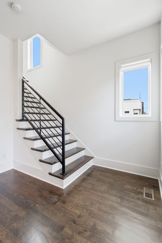 800 13th Ave, S, Nashville, TN 37203