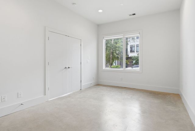 800 13th Ave, S, Nashville, TN 37203