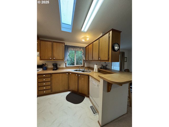 15619 Ne CAPLES Rd 72, Brush Prairie, WA 98606