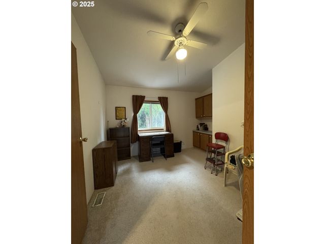 15619 Ne CAPLES Rd 72, Brush Prairie, WA 98606