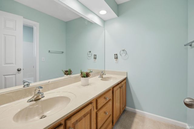 901 Rainbow Court, Lafayette, IN 47904