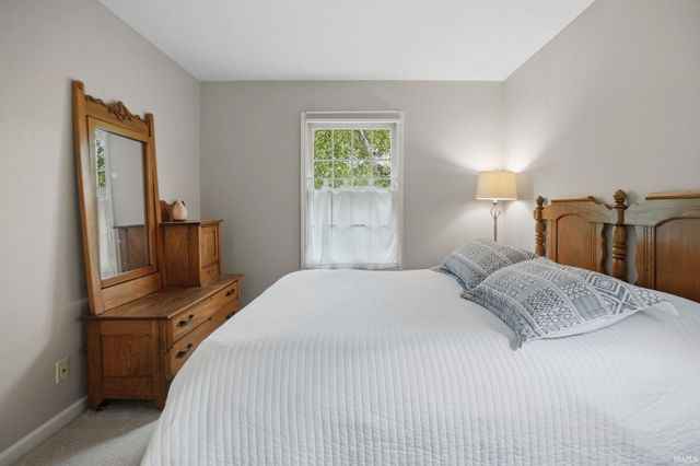 901 Rainbow Court, Lafayette, IN 47904