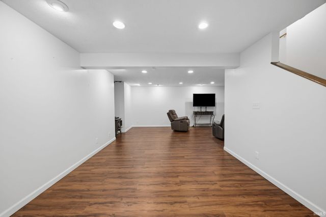 901 Rainbow Court, Lafayette, IN 47904