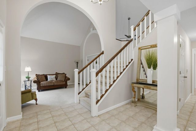 901 Rainbow Court, Lafayette, IN 47904