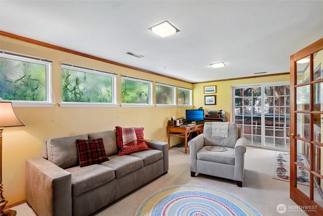1606 153rd Avenue SE, Bellevue, WA 98007