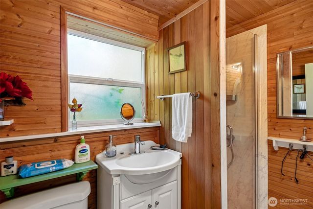 1606 153rd Avenue SE, Bellevue, WA 98007