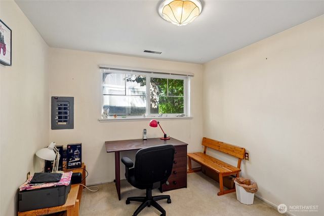 1606 153rd Avenue SE, Bellevue, WA 98007
