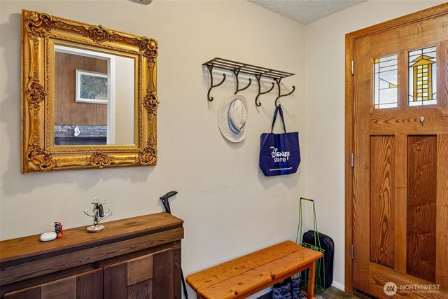 1606 153rd Avenue SE, Bellevue, WA 98007