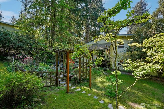 1606 153rd Avenue SE, Bellevue, WA 98007