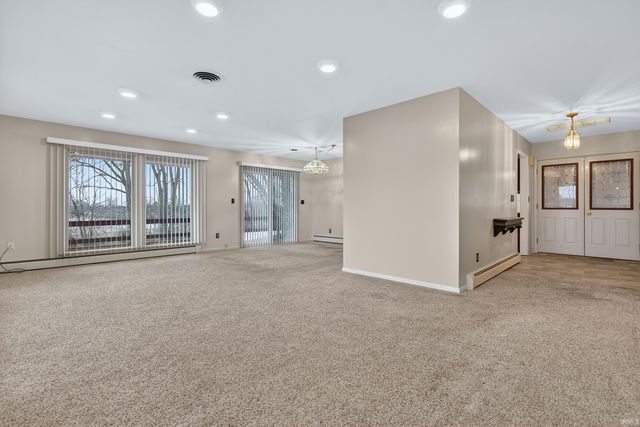 1050 N 200 E, Logansport, IN 46947