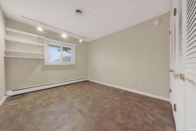 1050 N 200 E, Logansport, IN 46947