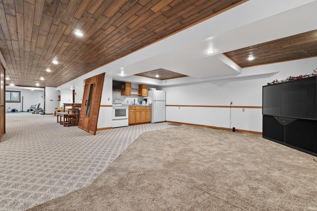 1050 N 200 E, Logansport, IN 46947