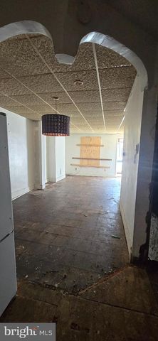 1551 S TAYLOR ST, Philadelphia, PA 19146
