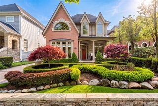517 W Frank Street, Birmingham, MI 48009