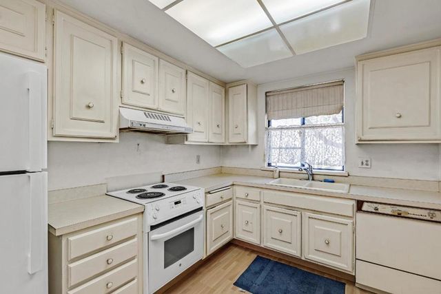 5009 Cribari, San Jose, CA 95135