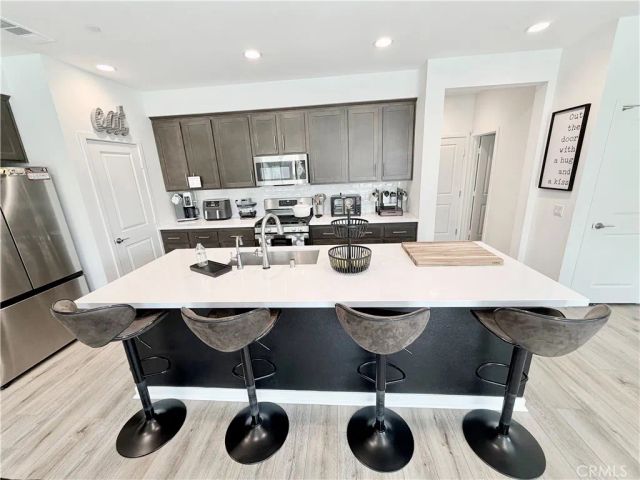 39389 Corvina, Temecula, CA 92591