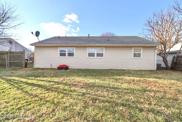 13405 Lidcomb Ave, Louisville, KY 40272