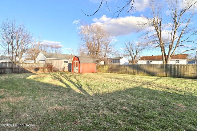 13405 Lidcomb Ave, Louisville, KY 40272