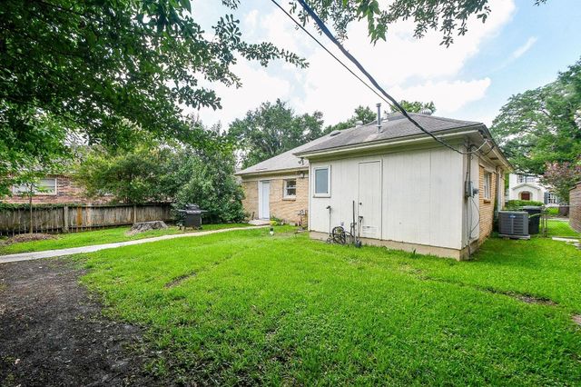 1932 Canterbury Street, Houston, TX 77030