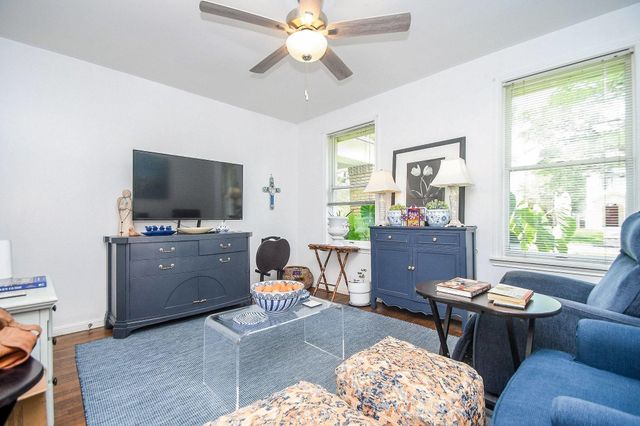 1932 Canterbury Street, Houston, TX 77030