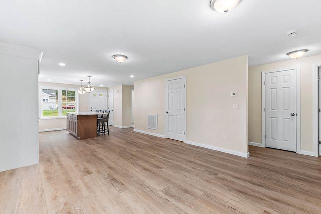 5 Bumble Bee Dr., Plymouth, MA 02360