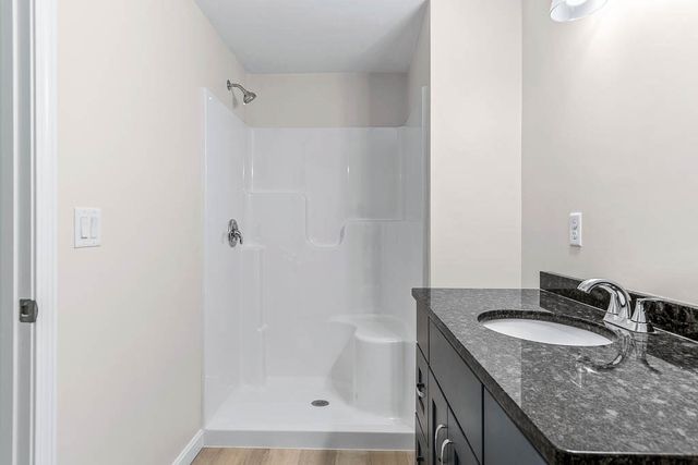 5 Bumble Bee Dr., Plymouth, MA 02360