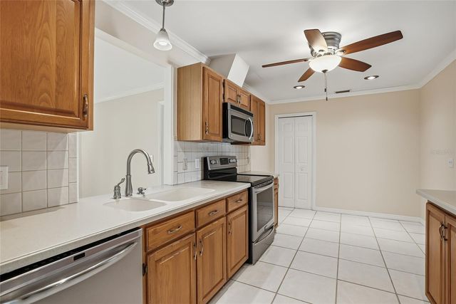 14161 HETRICK CIRCLE N, Largo, FL 33774
