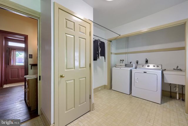 326 MILLER ST, Strasburg, PA 17579