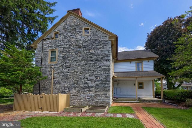 326 MILLER ST, Strasburg, PA 17579