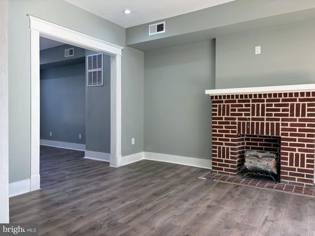 806 E 35TH ST, Baltimore, MD 21218