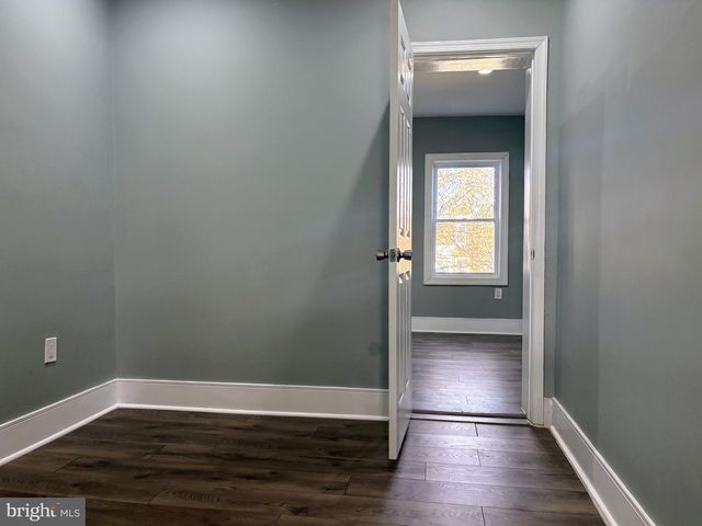 806 E 35TH ST, Baltimore, MD 21218