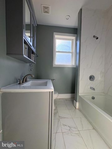 806 E 35TH ST, Baltimore, MD 21218