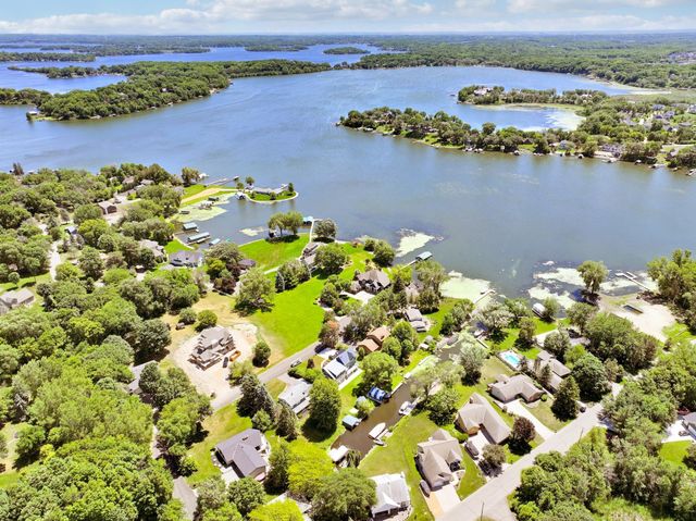3270 Williams Lane, Minnetrista, MN 55364