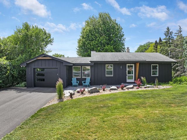 3270 Williams Lane, Minnetrista, MN 55364