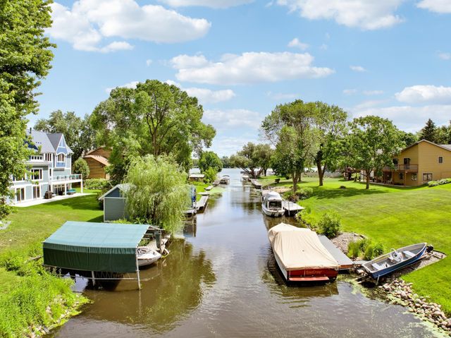 3270 Williams Lane, Minnetrista, MN 55364
