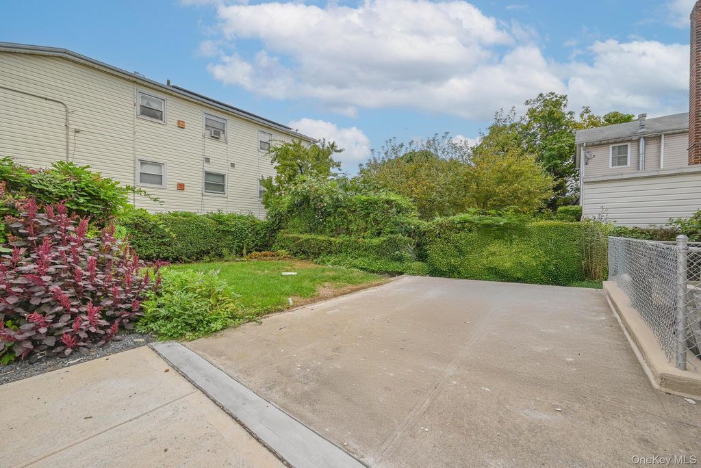 238-11 148th Drive, Rosedale, NY 11422 — photo 4