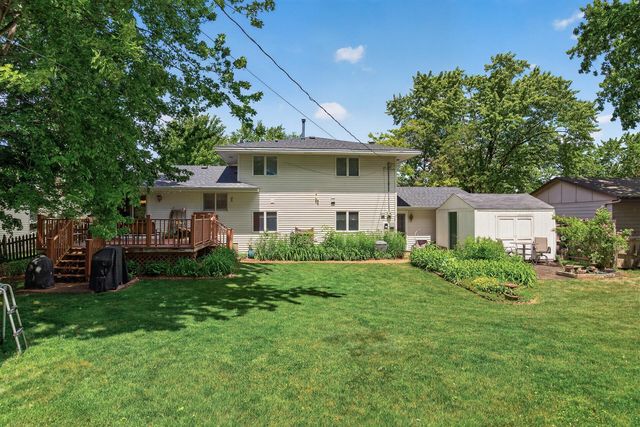 1094 Lowell Drive, Apple Valley, MN 55124